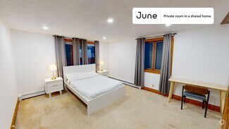 Building Photo - Private bedroom in 5 bed/2 bath Home