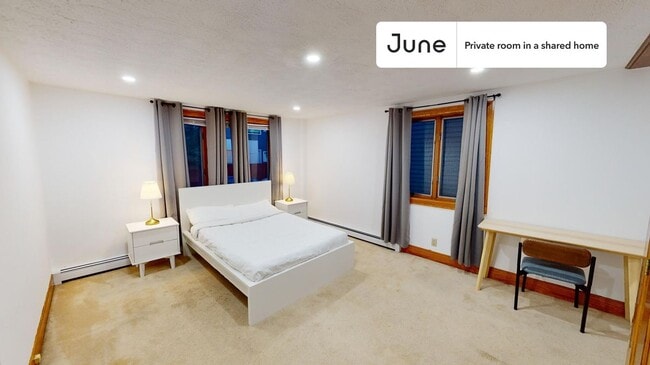 Private bedroom in 5 bed/2 bath Home - Private bedroom in 5 bed/2 bath Home