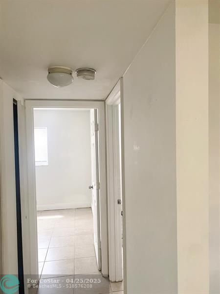 Foto del edificio - 101 NE 41st St