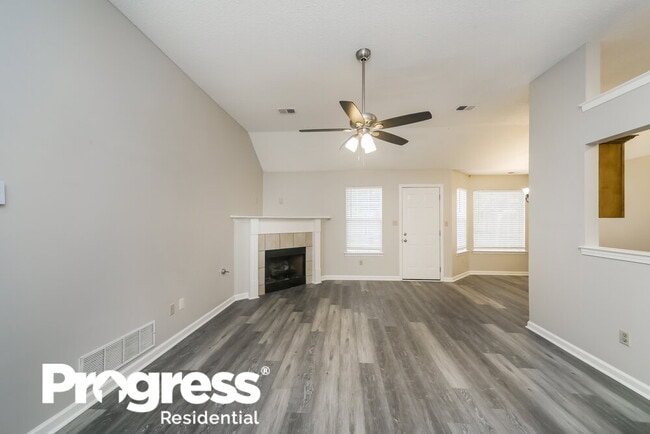 Building Photo - 8418 Regal Bend Dr