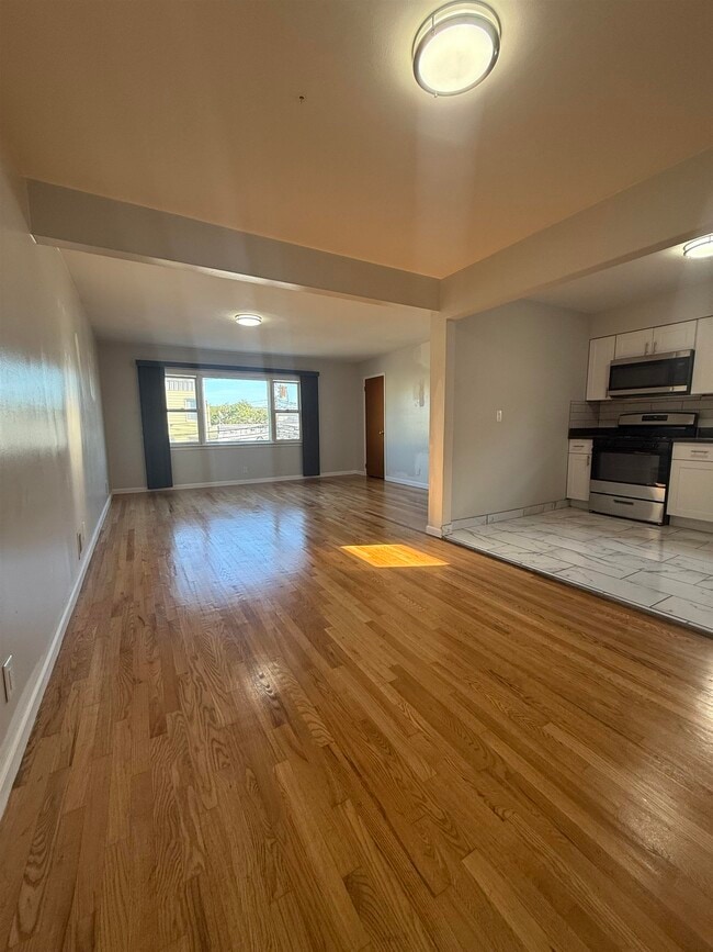 Building Photo - 63 Prospect Ave