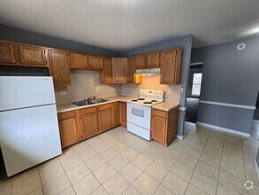 Building Photo - 418 E Bryan St