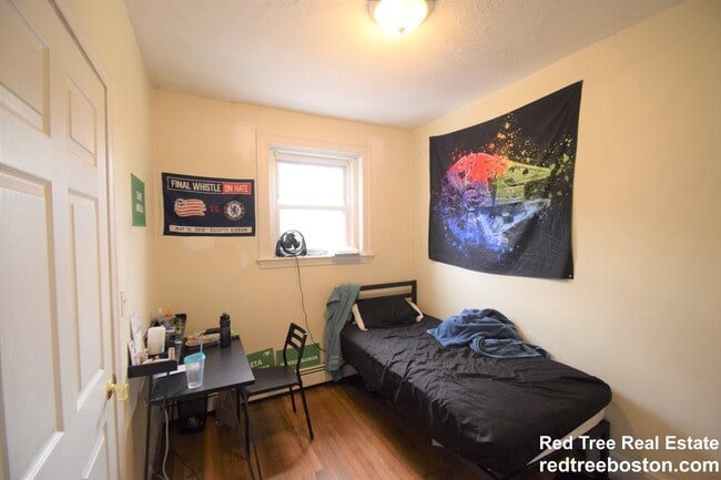 Foto del edificio - 73 Thatcher St