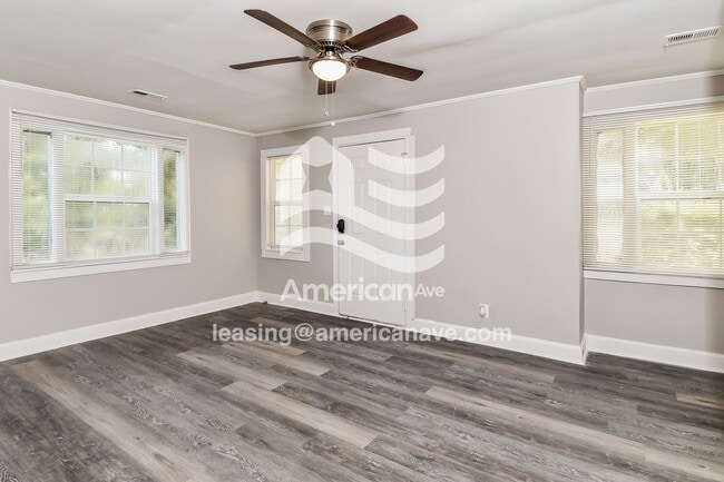 Foto del edificio - 613 Chesnut St