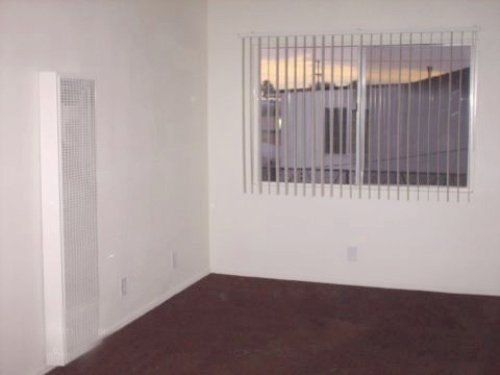 Building Photo - 821 N Eucalyptus Ave
