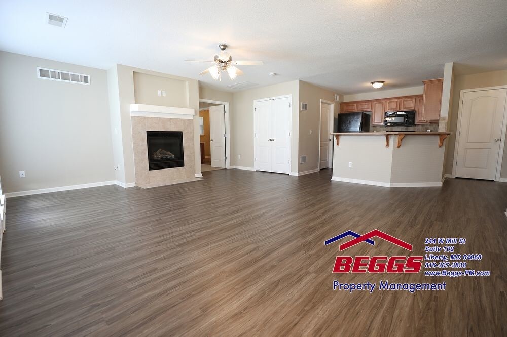 Primary Photo - 2BR 1-3/4 BA Townhome- Liberty