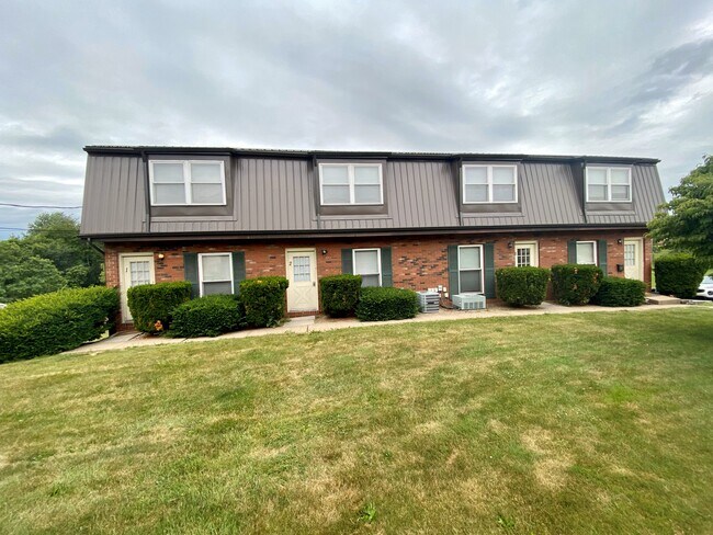 Outside 1 - 120 Highland Hills Dr