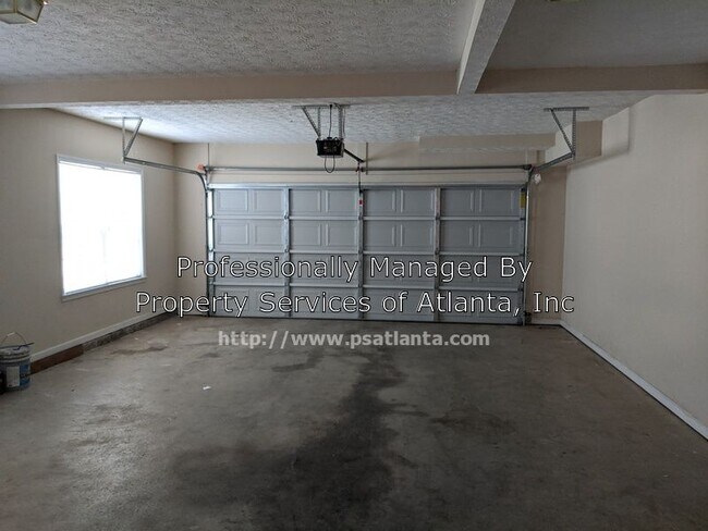 Foto del edificio - 9068 Snipe Ln