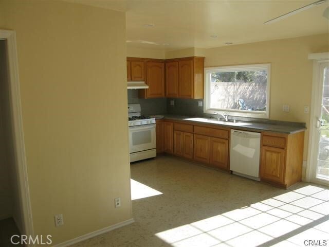 Building Photo - 152 W Payson St