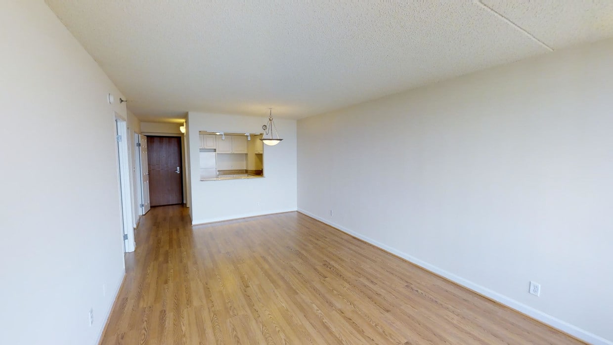 Photo - Lenox Club Apartments