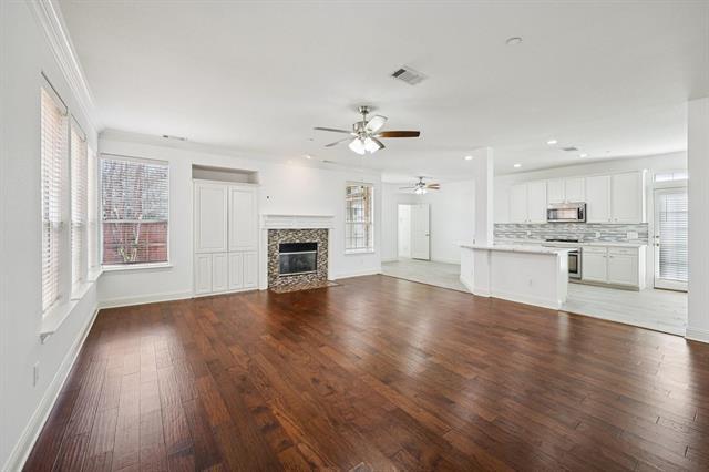 Foto del edificio - 8316 Charleston St