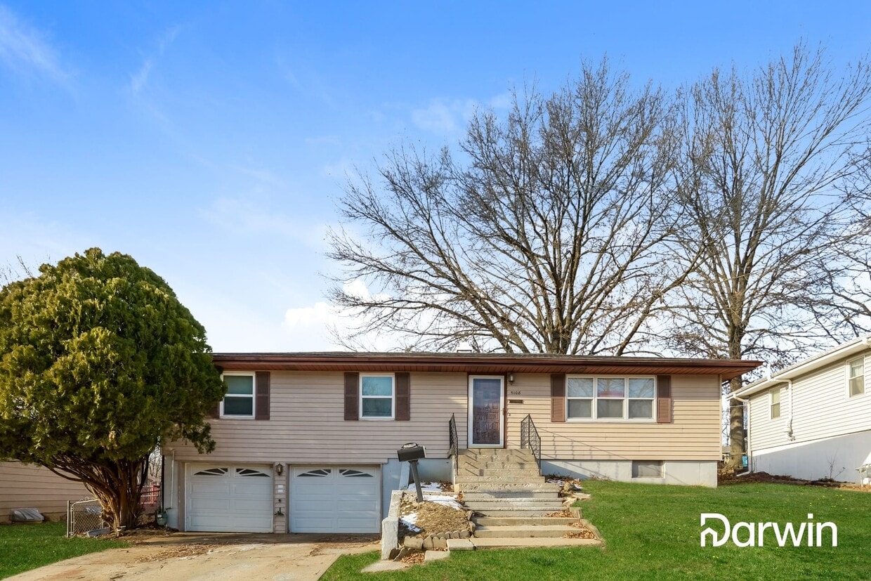 Primary Photo - 5108 N Smalley Avenue, Kansas City, MO 64119