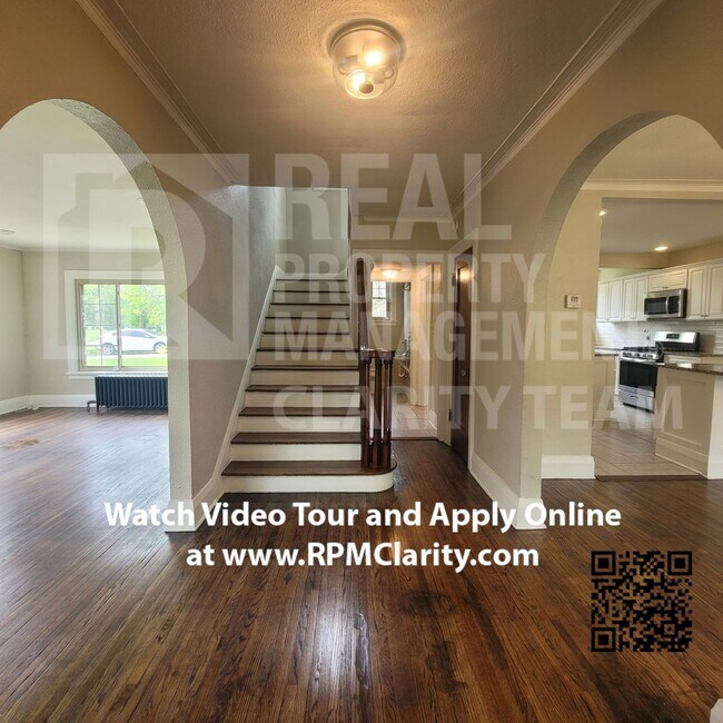 Building Photo - Pet Friendly 4 Bed/1.5 Bath Home in Westmo...