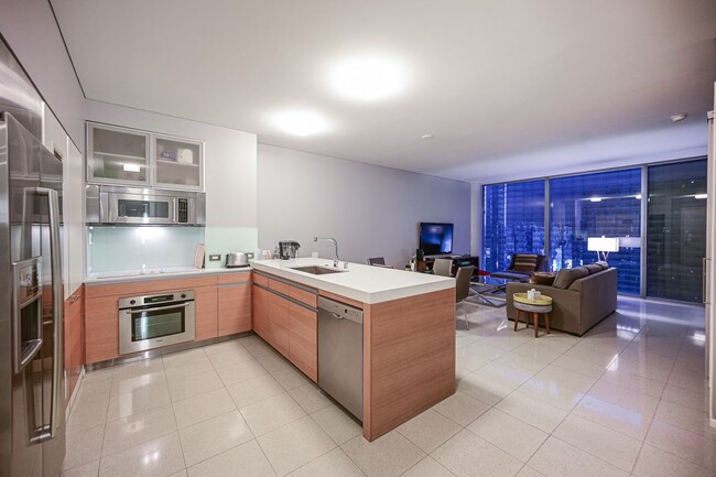 Foto del edificio - Fully Furnished One Bedroom for Rent on th...