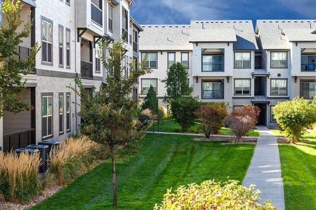 Avana on the Platte apartments — community photo - Avana on the Platte