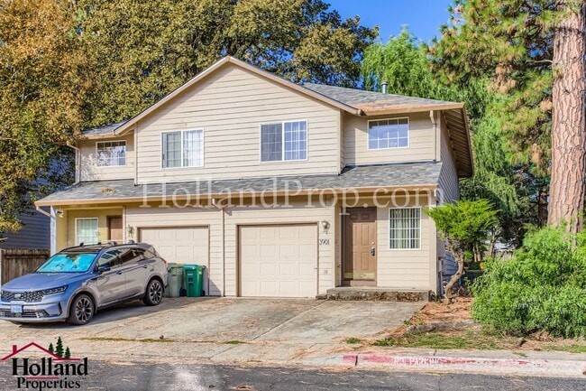 Photo - 3901 SW Pinewood Way Apartment