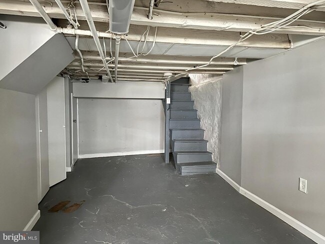 Building Photo - 1718 N Lambert St