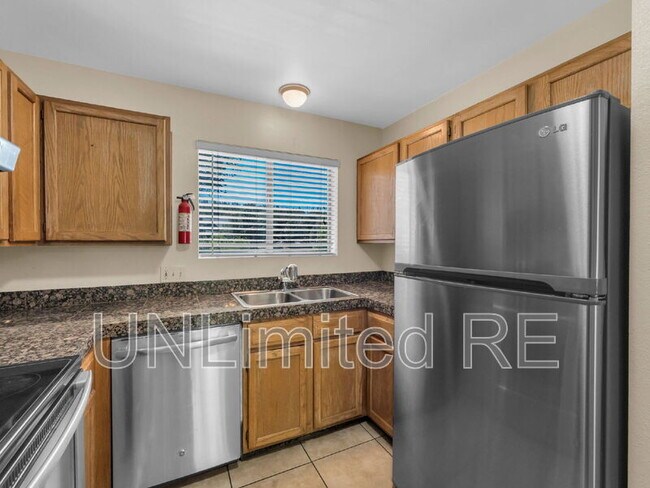 Foto del edificio - 2401 N West St