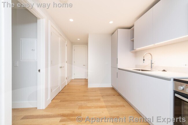 Foto del edificio - 162 Summer St