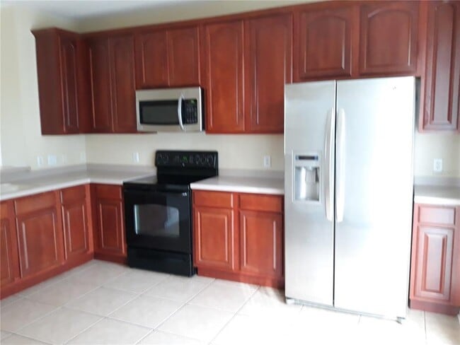 Building Photo - 5076 Tideview Cir