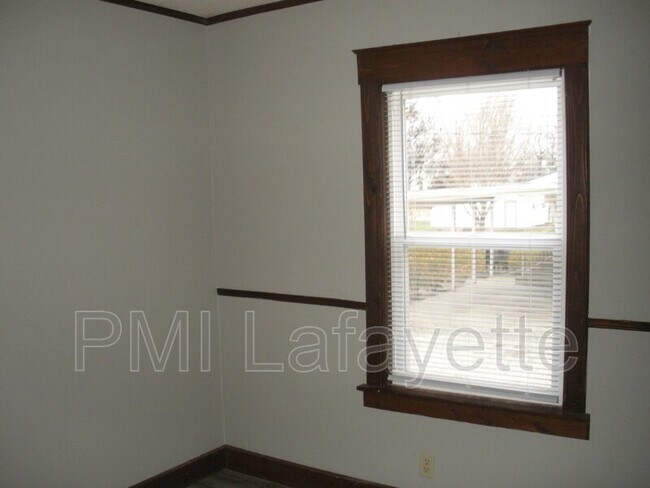 Building Photo - 504 S McDonald St