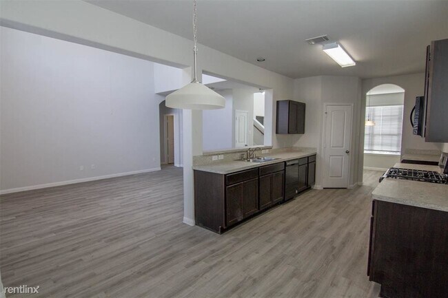 Building Photo - 4 br, 2.5 bath House - 17206 Cory Cornell Ln