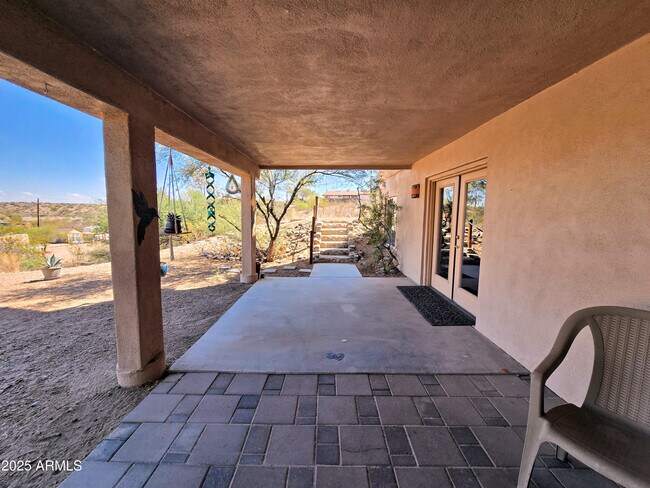 Foto del edificio - 1290 W Cherokee Ln