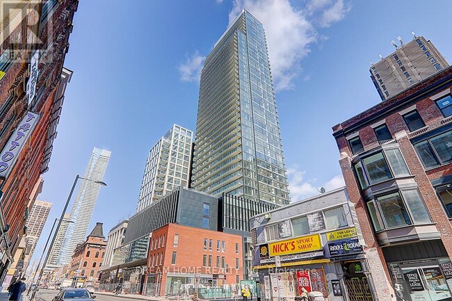 Building Photo - 3 Gloucester St