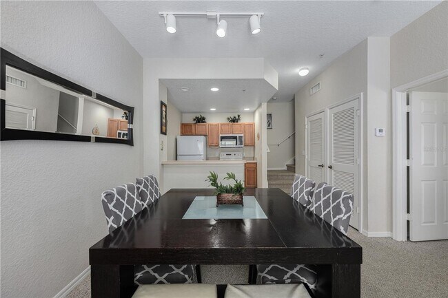 Foto del edificio - Condo for Lease with Resort Amenities