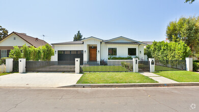 Building Photo - 5011 Stern Ave