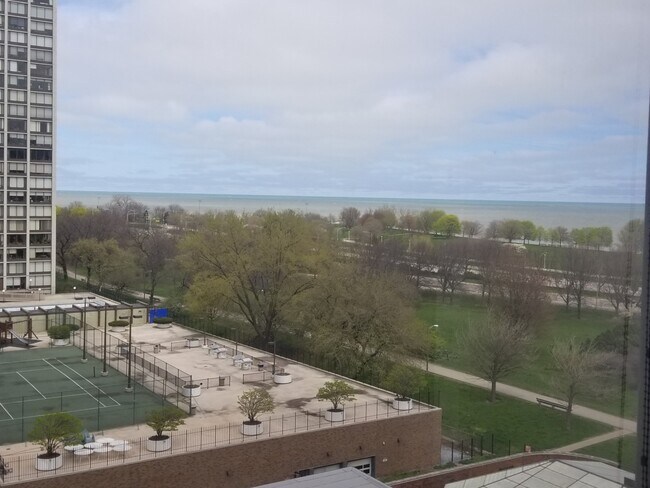 Foto del edificio - 5415 N Sheridan Rd