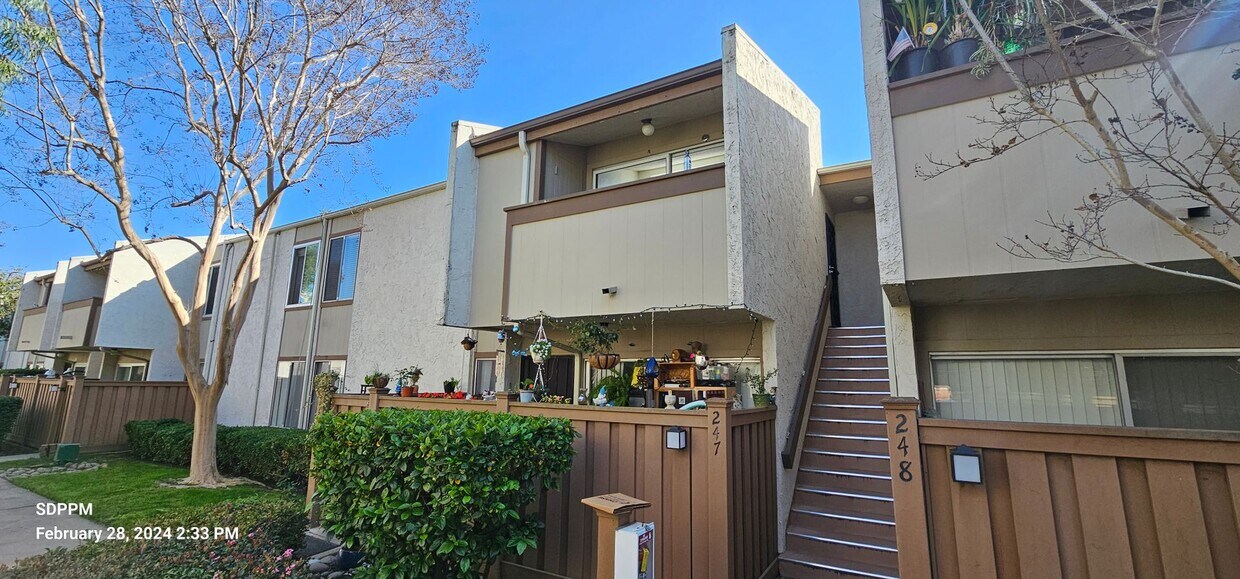 Primary Photo - SERRA MESA - Sunburst Condos. Nice 2BR /1 ...