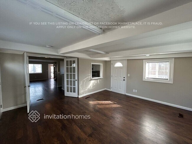 Building Photo - 4823 S Gibraltar Ln