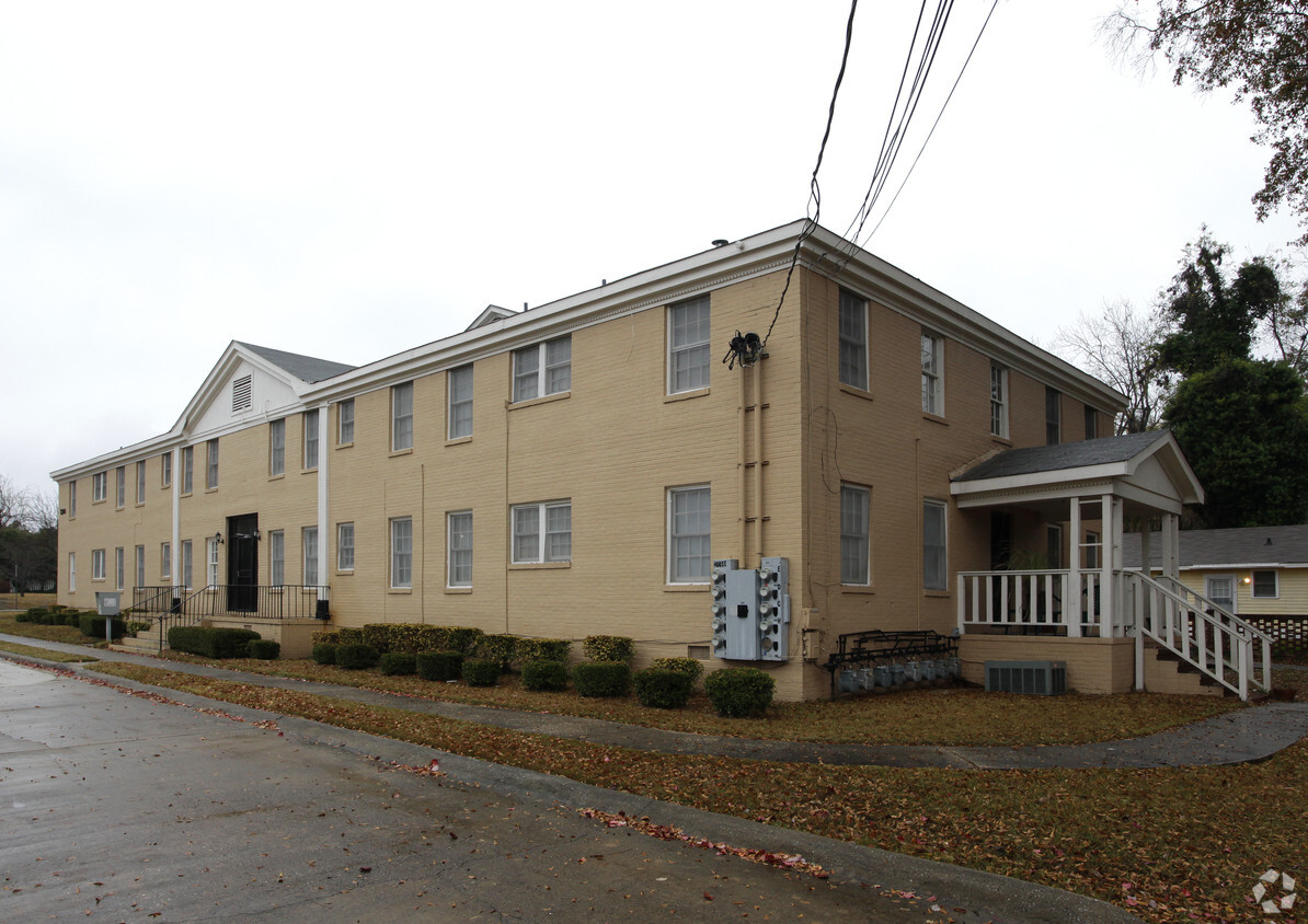 Building Photo - 1300 13th St