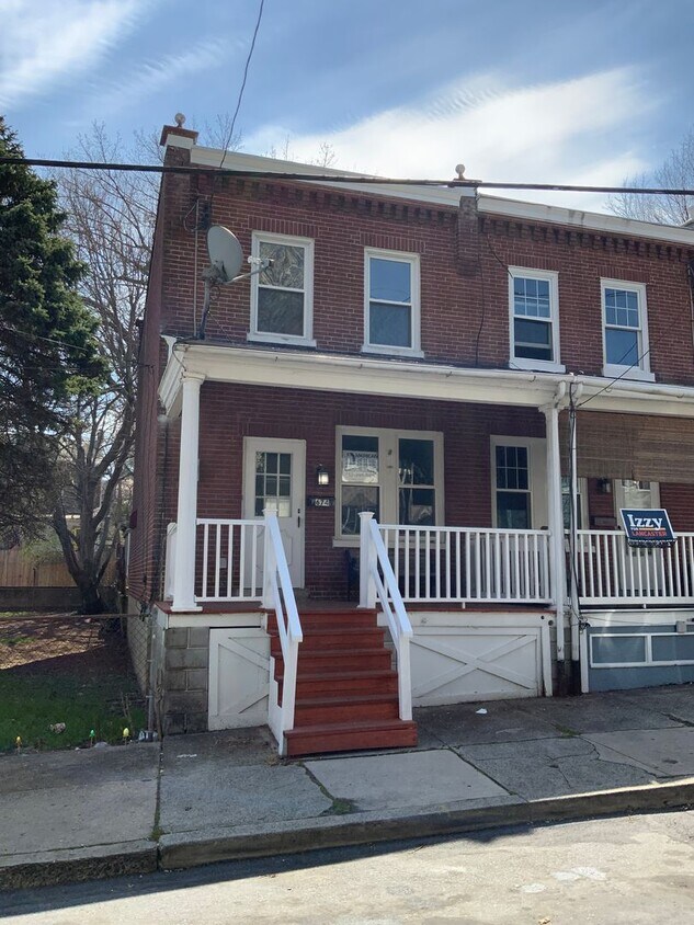 Primary Photo - 674 St. Joseph Street, Lancaster, PA 17603