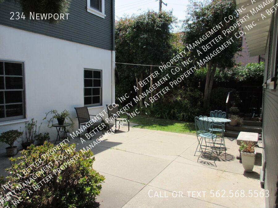 Foto del edificio - 234 Newport-