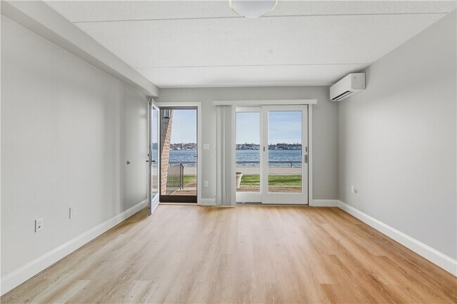 Foto del edificio - 20 America Way