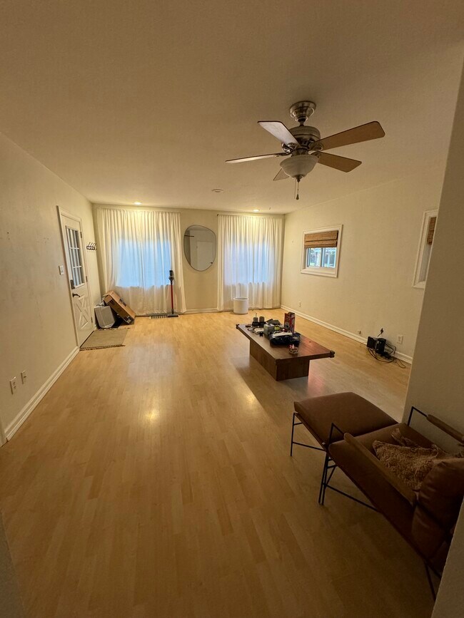Foto del edificio - 815 N 7th St