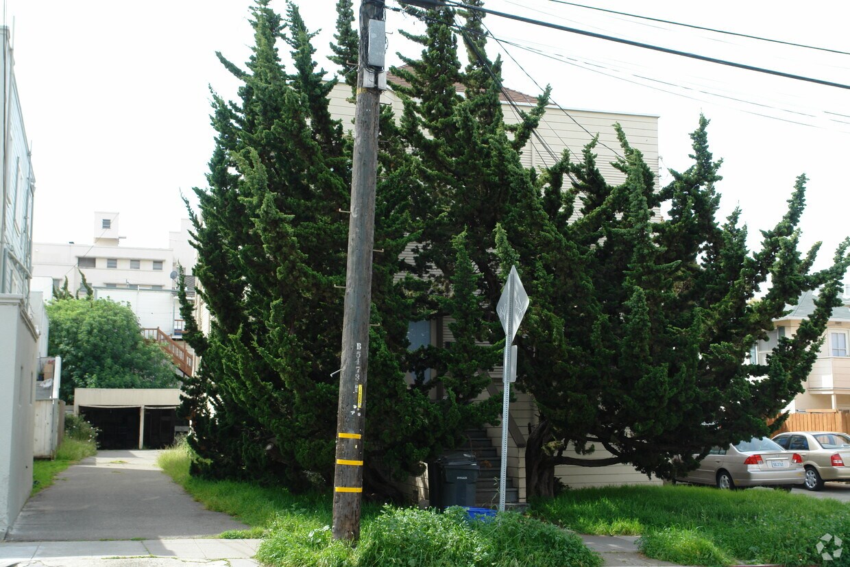 Foto del edificio - 2010 Channing Way