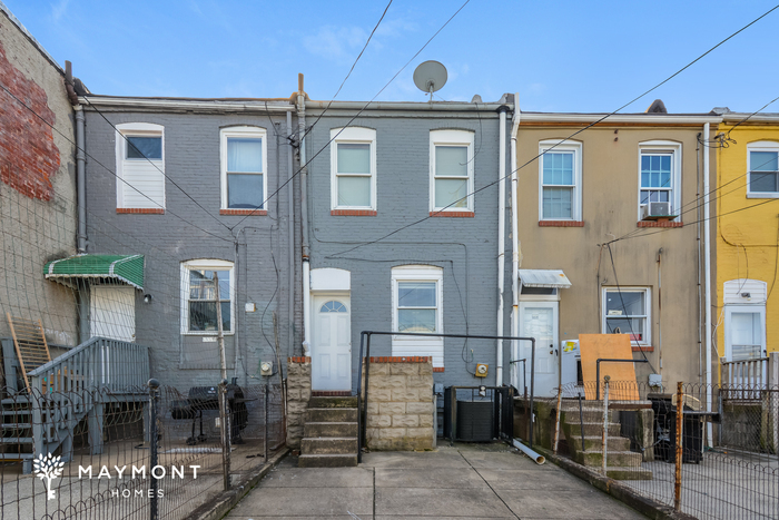 Building Photo - Charming 2-Bedroom Townhome