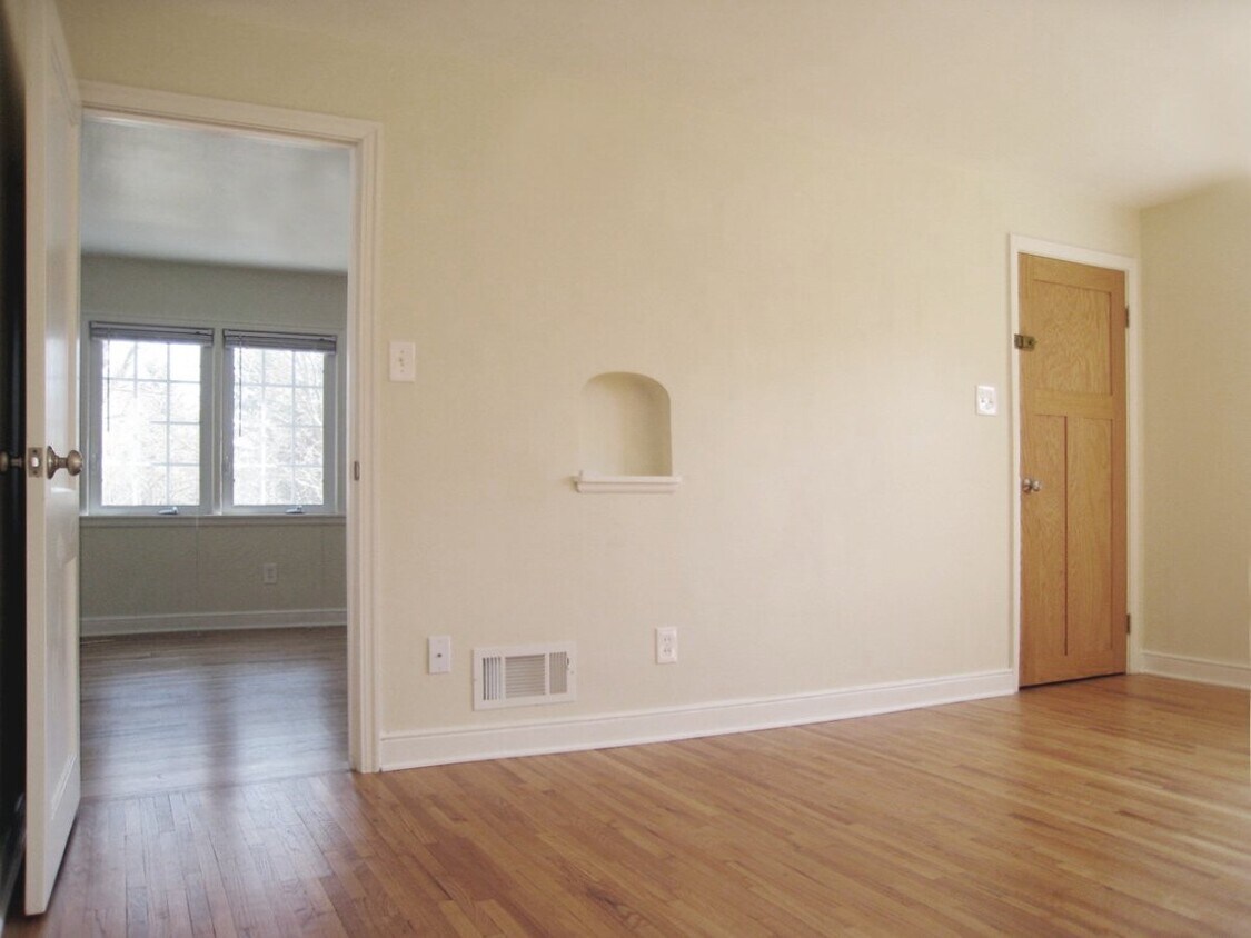 Entrance to apartment. Livingroom looking into bedroom - 1511 7th Ave NW