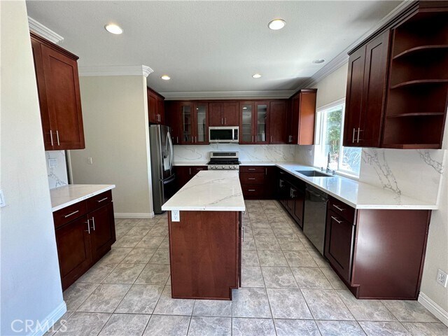 Building Photo - 2155 Island Shore Way