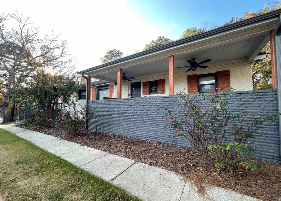 6614 Cahaba Valley Rd, Birmingham, AL 35242 Townhome Rentals in