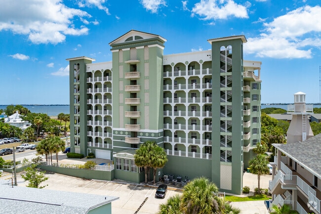 Melbourne Harbor Condominiums