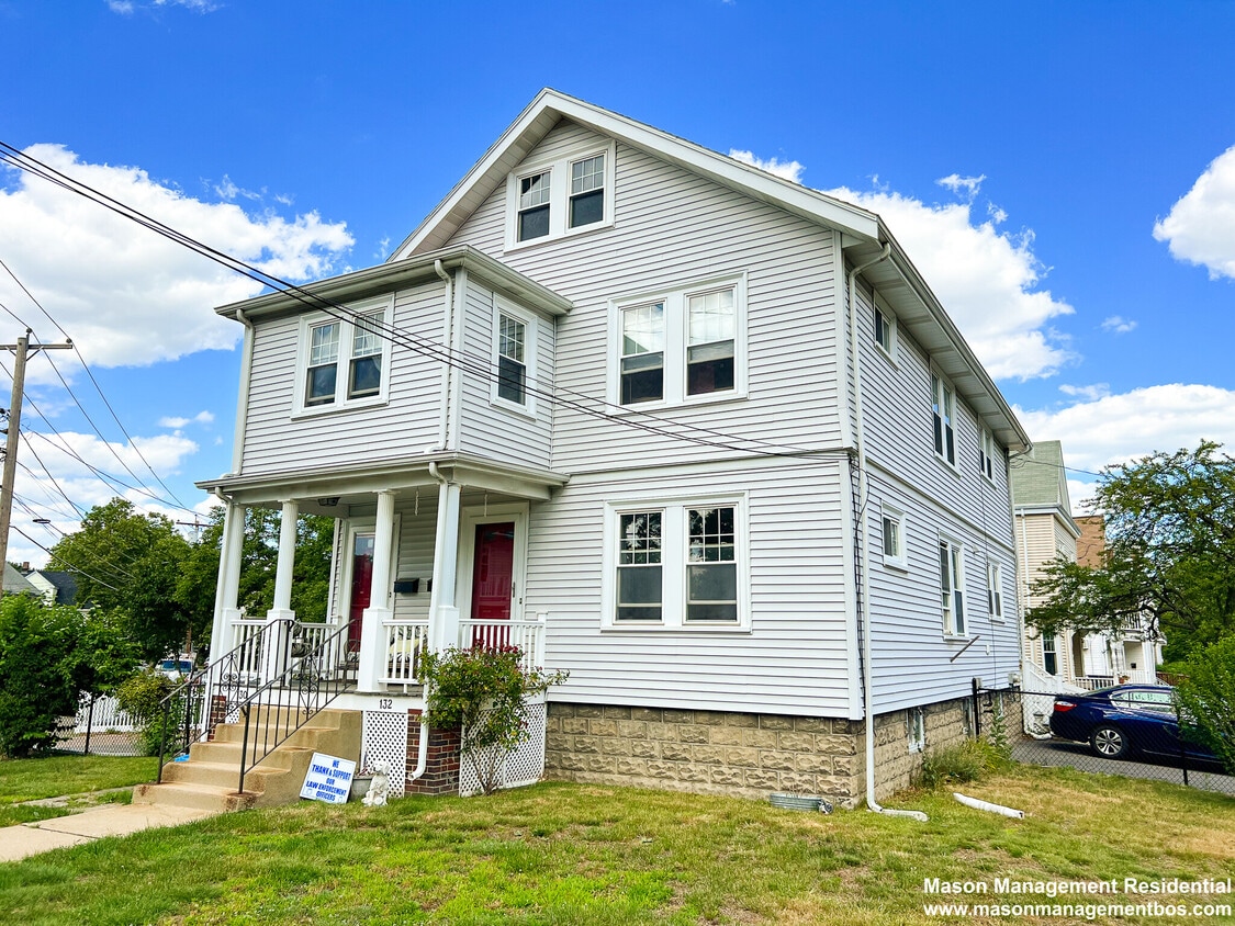 130 Dexter Ave Unit 2, Watertown, MA 02472 Condo for Rent in Watertown, MA