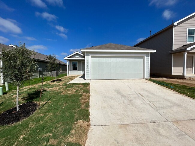 Building Photo - MUST SEE! 3 Bedroom / 2 Bath Home Near ALA...