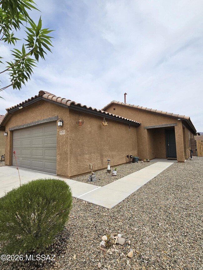 Building Photo - 8763 E Pebble Stone Ln