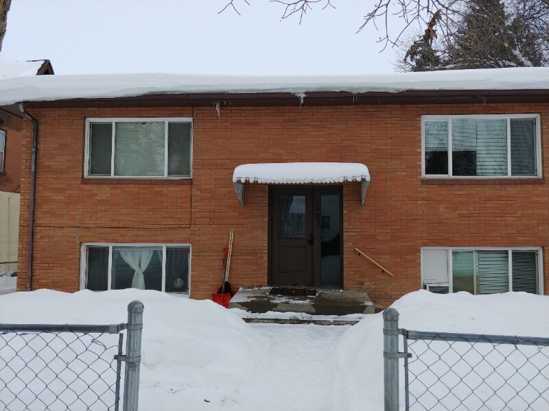 1005 5th Ave N Unit 1, Great Falls, MT 59401 Room for Rent in Great