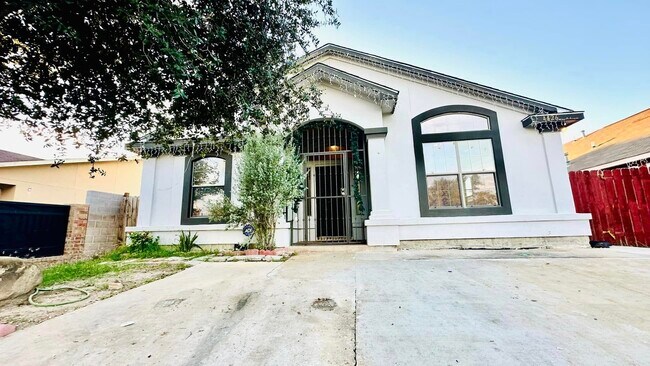 Building Photo - 4426 Marla Dr