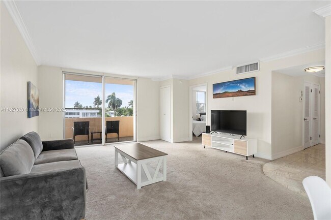 Foto del edificio - 9440 W Bay Harbor Dr